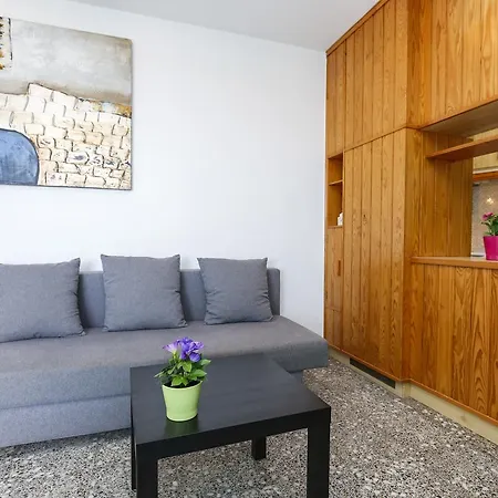 Apartment Pineda Beach Homestay By Turismar *