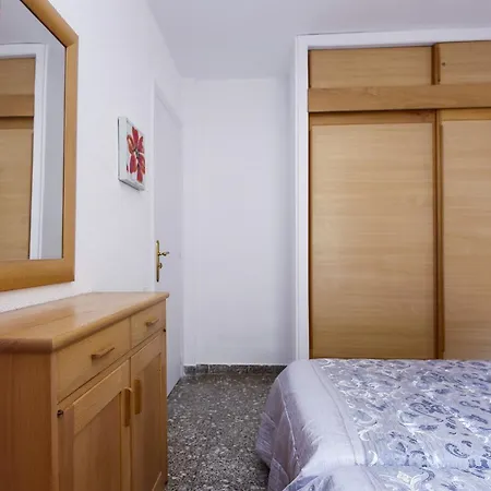 Apartment Pineda Beach Homestay By Turismar